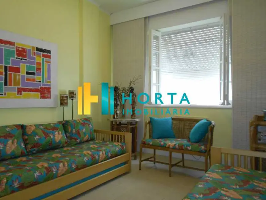 Apartamento com 3 quartos à venda e para alugar, 242m2 em Rio De Janeiro - RJ - imagem 8 Foto 8 de Apartamento com 3 quartos à venda e para alugar, 242m2 em Rio De Janeiro - RJ