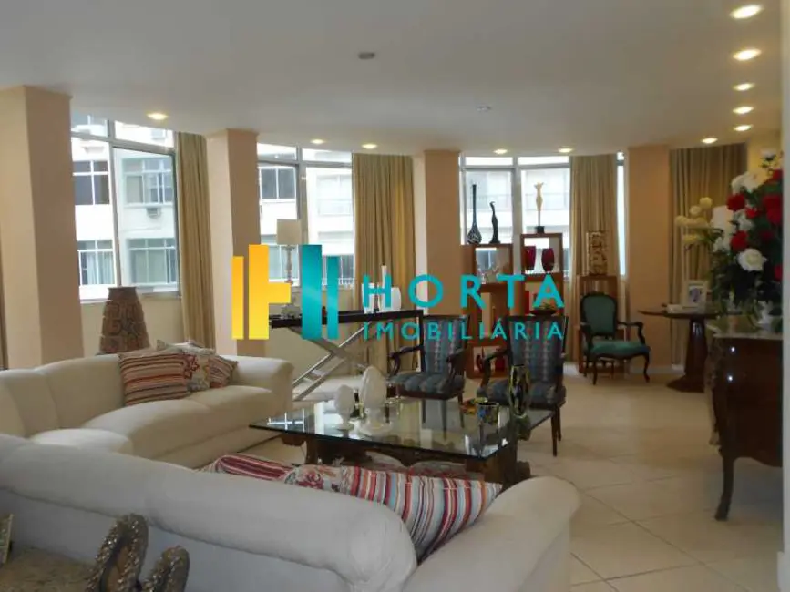 Apartamento com 3 quartos à venda e para alugar, 242m2 em Rio De Janeiro - RJ - imagem 1 Foto 1 de Apartamento com 3 quartos à venda e para alugar, 242m2 em Rio De Janeiro - RJ