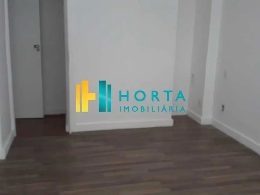 Sala Comercial à venda, 40m2 em Rio De Janeiro - RJ - imagem 3 Foto 3 de Sala Comercial à venda, 40m2 em Rio De Janeiro - RJ