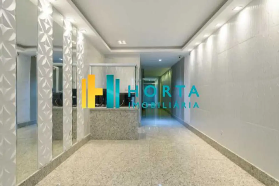 Foto 2 de Kitnet à venda, 31m2 em Rio De Janeiro - RJ