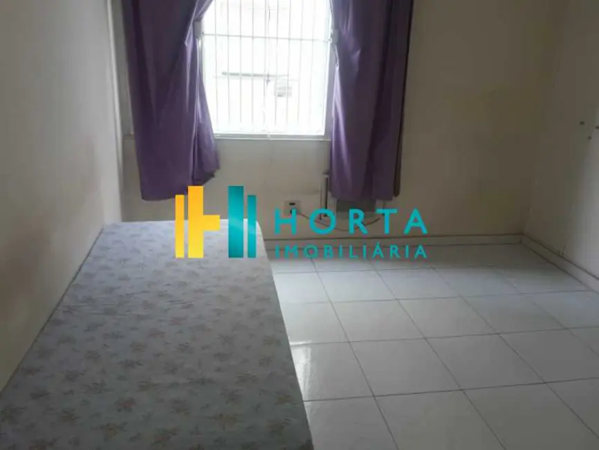 Kitnet com 1 quarto à venda, 30m2 em Rio De Janeiro - RJ - imagem 2 Foto 2 de Kitnet com 1 quarto à venda, 30m2 em Rio De Janeiro - RJ
