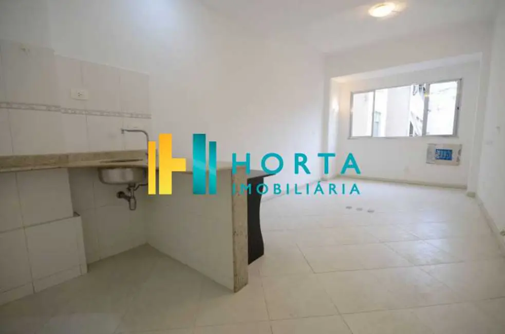 Kitnet com 1 quarto à venda, 30m2 em Rio De Janeiro - RJ - imagem 4 Foto 4 de Kitnet com 1 quarto à venda, 30m2 em Rio De Janeiro - RJ