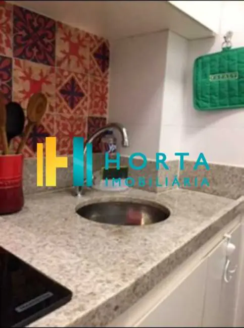 Kitnet com 1 quarto à venda, 20m2 em Rio De Janeiro - RJ - imagem 9 Foto 9 de Kitnet com 1 quarto à venda, 20m2 em Rio De Janeiro - RJ