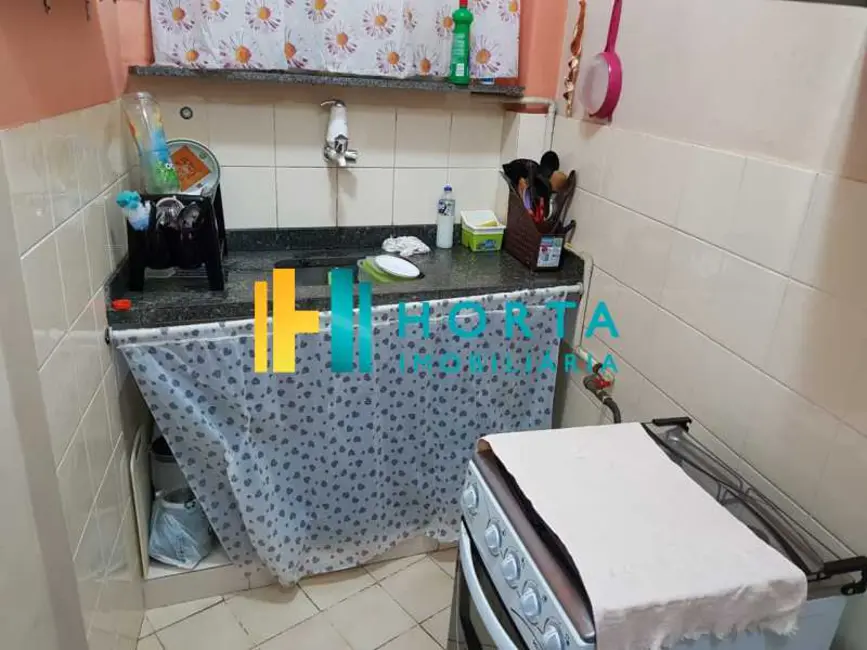 Kitnet com 1 quarto à venda, 45m2 em Rio De Janeiro - RJ - imagem 8 Foto 8 de Kitnet com 1 quarto à venda, 45m2 em Rio De Janeiro - RJ