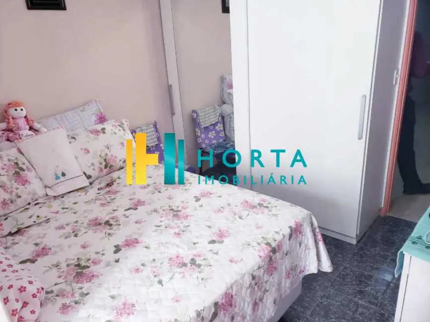 Kitnet com 1 quarto à venda, 45m2 em Rio De Janeiro - RJ - imagem 3 Foto 3 de Kitnet com 1 quarto à venda, 45m2 em Rio De Janeiro - RJ