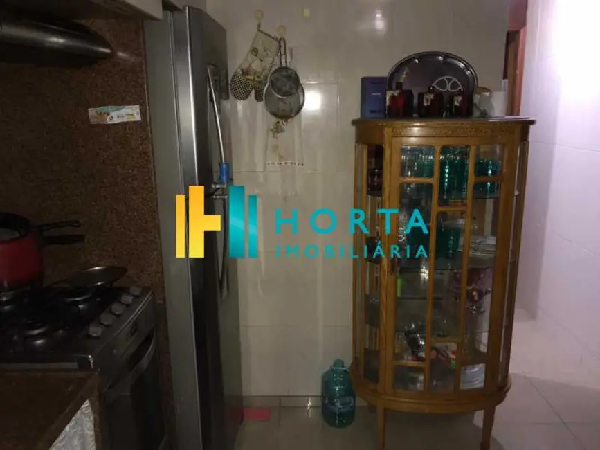 Kitnet com 1 quarto à venda, 40m2 em Rio De Janeiro - RJ - imagem 5 Foto 5 de Kitnet com 1 quarto à venda, 40m2 em Rio De Janeiro - RJ