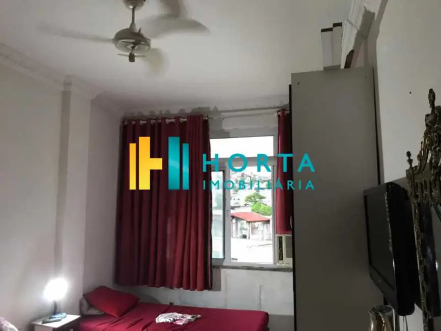 Kitnet com 1 quarto à venda, 40m2 em Rio De Janeiro - RJ - imagem 1 Foto 1 de Kitnet com 1 quarto à venda, 40m2 em Rio De Janeiro - RJ
