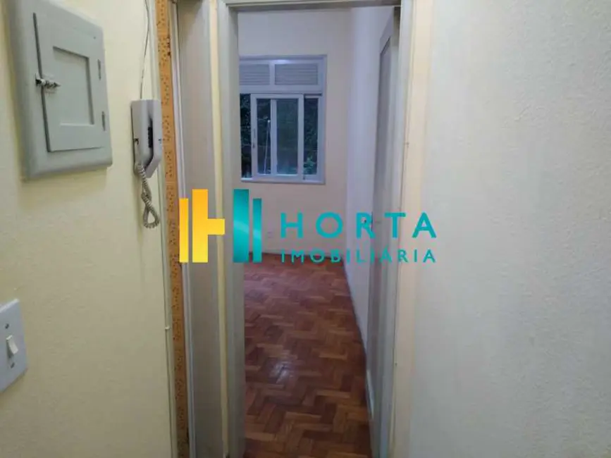 Kitnet com 1 quarto à venda, 38m2 em Rio De Janeiro - RJ - imagem 9 Foto 9 de Kitnet com 1 quarto à venda, 38m2 em Rio De Janeiro - RJ