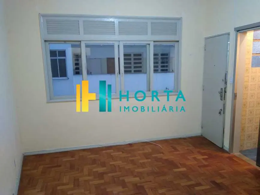 Kitnet com 1 quarto à venda, 38m2 em Rio De Janeiro - RJ - imagem 1 Foto 1 de Kitnet com 1 quarto à venda, 38m2 em Rio De Janeiro - RJ