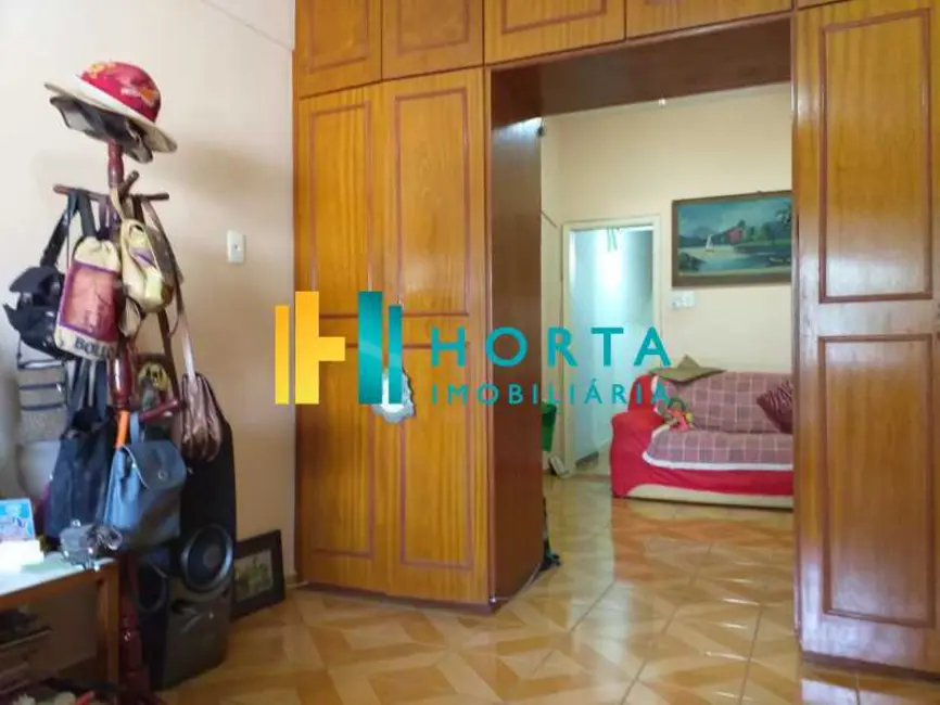 Kitnet com 1 quarto à venda, 42m2 em Rio De Janeiro - RJ - imagem 4 Foto 4 de Kitnet com 1 quarto à venda, 42m2 em Rio De Janeiro - RJ