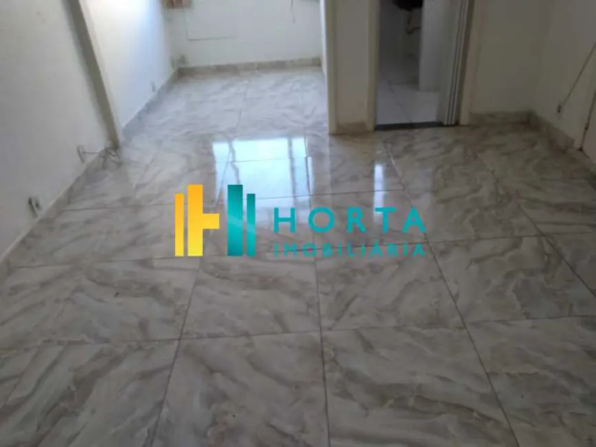 Foto 3 de Kitnet com 1 quarto à venda, 30m2 em Rio De Janeiro - RJ