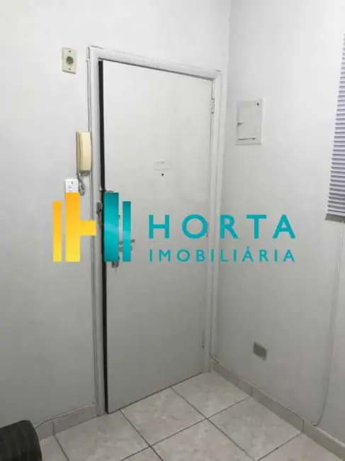 Foto 2 de Kitnet com 1 quarto à venda, 18m2 em Rio De Janeiro - RJ