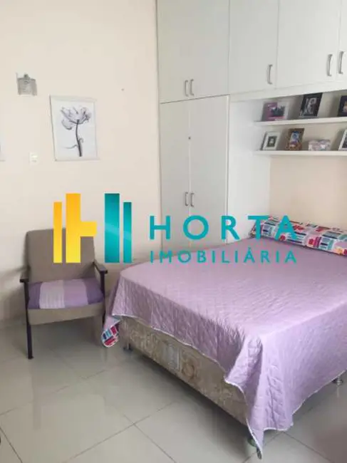 Foto 3 de Kitnet com 1 quarto à venda, 32m2 em Rio De Janeiro - RJ