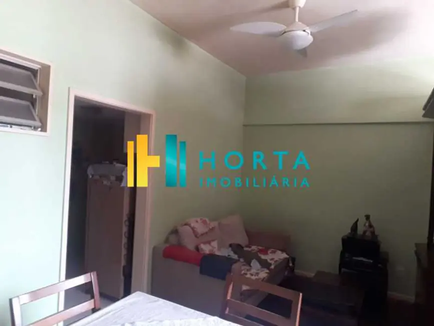 Kitnet com 1 quarto à venda, 32m2 em Rio De Janeiro - RJ - imagem 3 Foto 3 de Kitnet com 1 quarto à venda, 32m2 em Rio De Janeiro - RJ