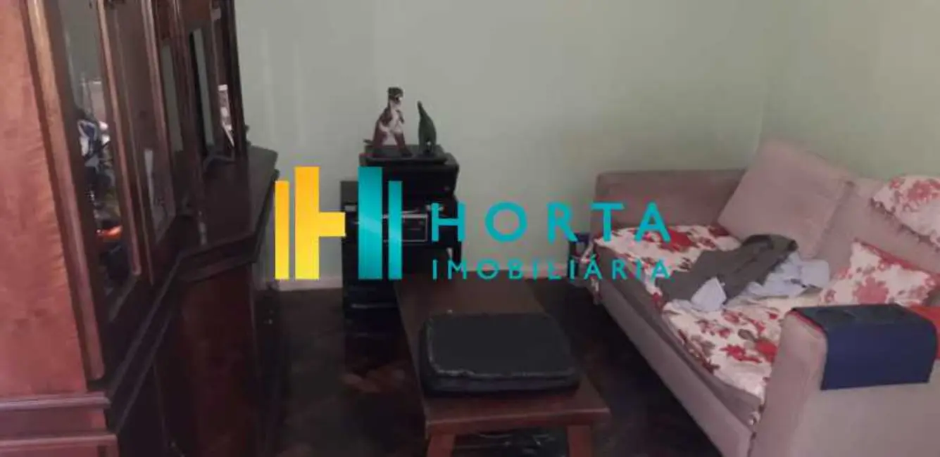 Kitnet com 1 quarto à venda, 32m2 em Rio De Janeiro - RJ - imagem 1 Foto 1 de Kitnet com 1 quarto à venda, 32m2 em Rio De Janeiro - RJ