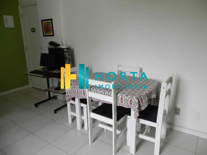 Foto 4 de Kitnet com 1 quarto à venda, 35m2 em Rio De Janeiro - RJ