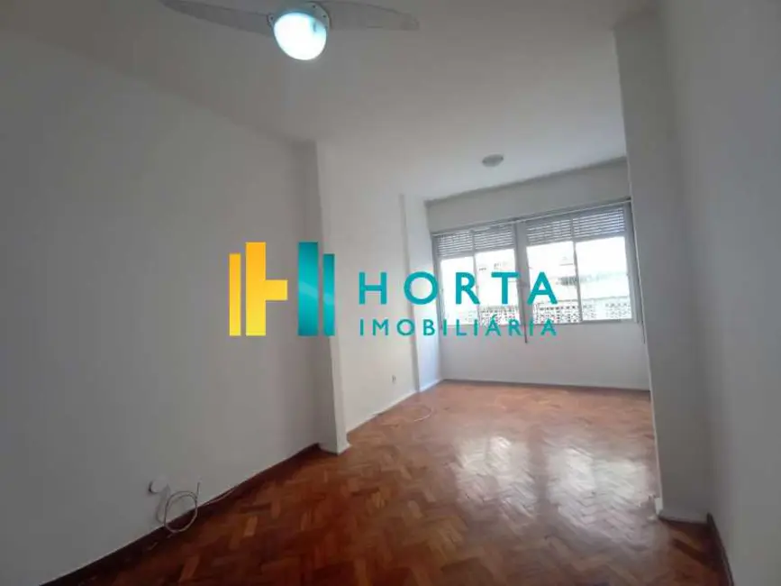 Kitnet com 1 quarto à venda, 29m2 em Rio De Janeiro - RJ - imagem 2 Foto 2 de Kitnet com 1 quarto à venda, 29m2 em Rio De Janeiro - RJ