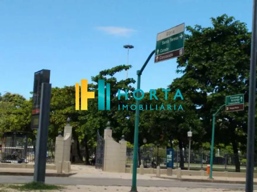 Foto 3 de Kitnet à venda, 22m2 em Rio De Janeiro - RJ