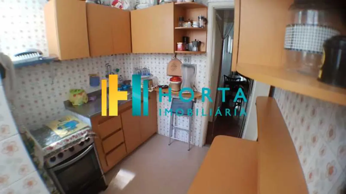 Foto 3 de Apartamento com 2 quartos à venda, 72m2 em Rio De Janeiro - RJ