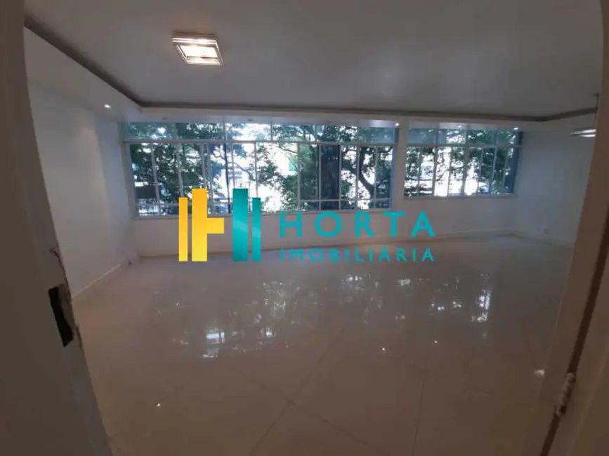 Apartamento com 4 quartos à venda, 159m2 em Rio De Janeiro - RJ - imagem 3 Foto 3 de Apartamento com 4 quartos à venda, 159m2 em Rio De Janeiro - RJ