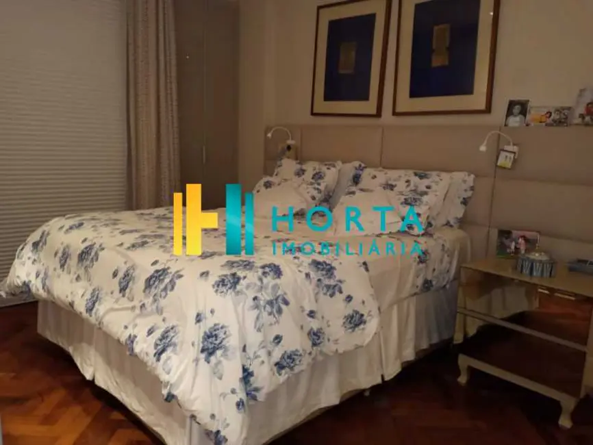 Foto 9 de Apartamento com 4 quartos à venda, 220m2 em Rio De Janeiro - RJ