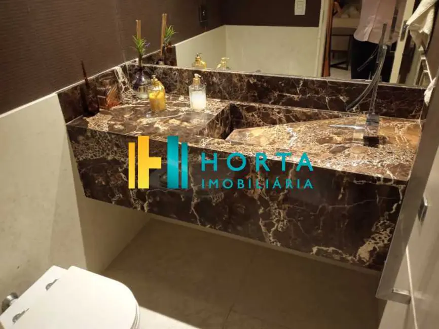 Foto 6 de Apartamento com 4 quartos à venda, 220m2 em Rio De Janeiro - RJ