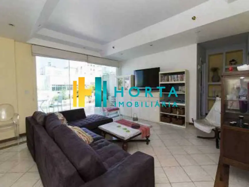 Cobertura com 4 quartos à venda, 270m2 em Rio De Janeiro - RJ - imagem 2 Foto 2 de Cobertura com 4 quartos à venda, 270m2 em Rio De Janeiro - RJ