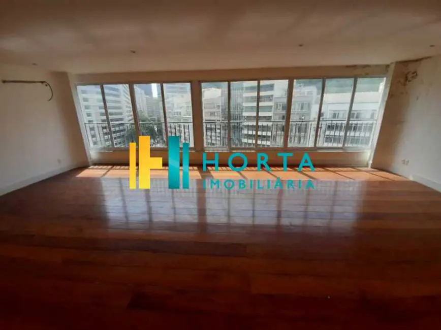 Foto 1 de Cobertura com 5 quartos à venda, 210m2 em Rio De Janeiro - RJ