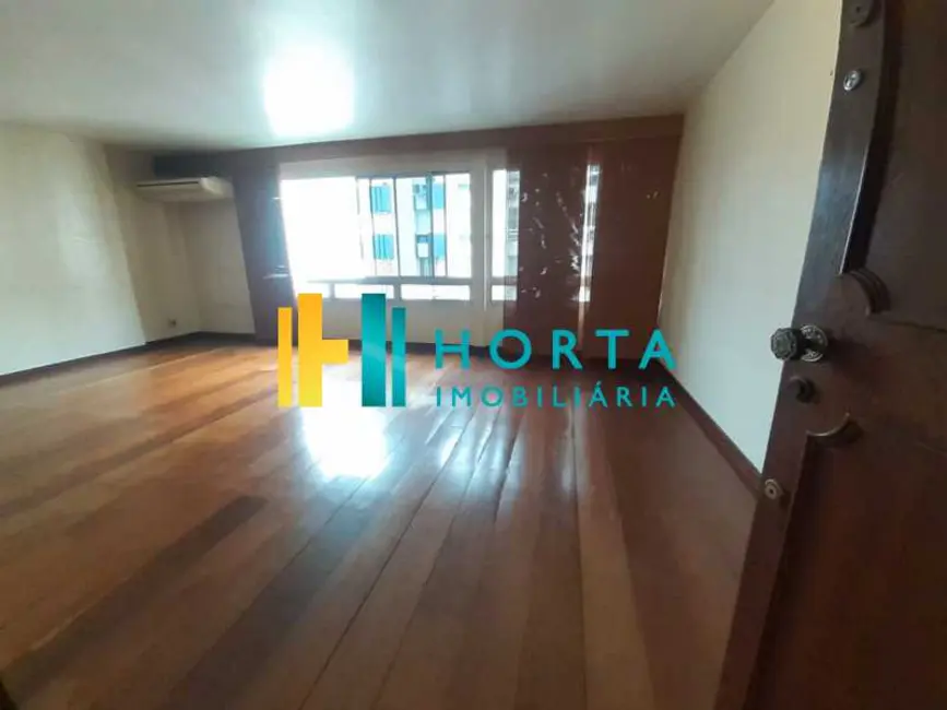 Apartamento com 3 quartos à venda, 160m2 em Rio De Janeiro - RJ - imagem 3 Foto 3 de Apartamento com 3 quartos à venda, 160m2 em Rio De Janeiro - RJ