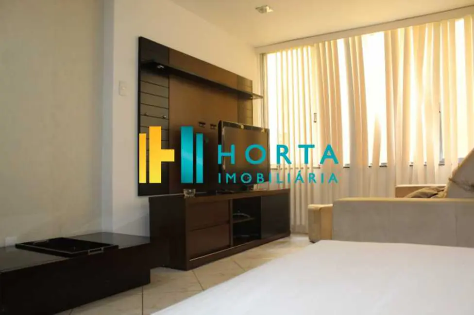 Foto 3 de Apartamento com 2 quartos à venda, 80m2 em Rio De Janeiro - RJ