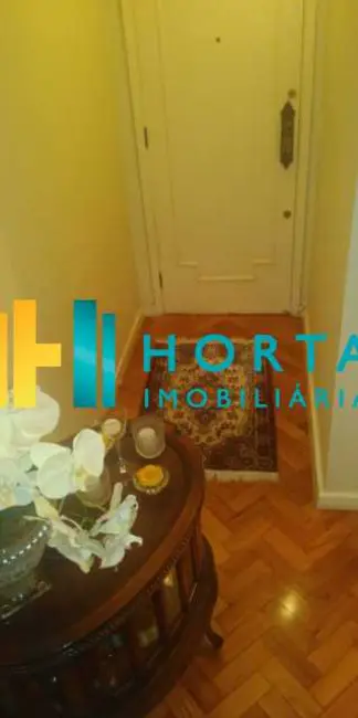 Apartamento com 3 quartos à venda, 105m2 em Rio De Janeiro - RJ - imagem 7 Foto 7 de Apartamento com 3 quartos à venda, 105m2 em Rio De Janeiro - RJ