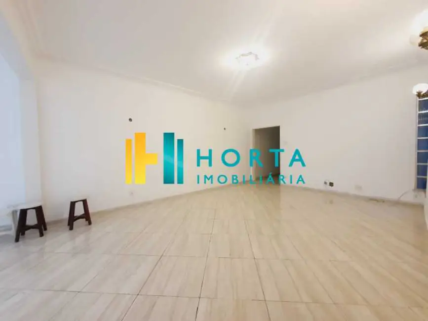 Apartamento com 3 quartos à venda, 132m2 em Rio De Janeiro - RJ - imagem 2 Foto 2 de Apartamento com 3 quartos à venda, 132m2 em Rio De Janeiro - RJ