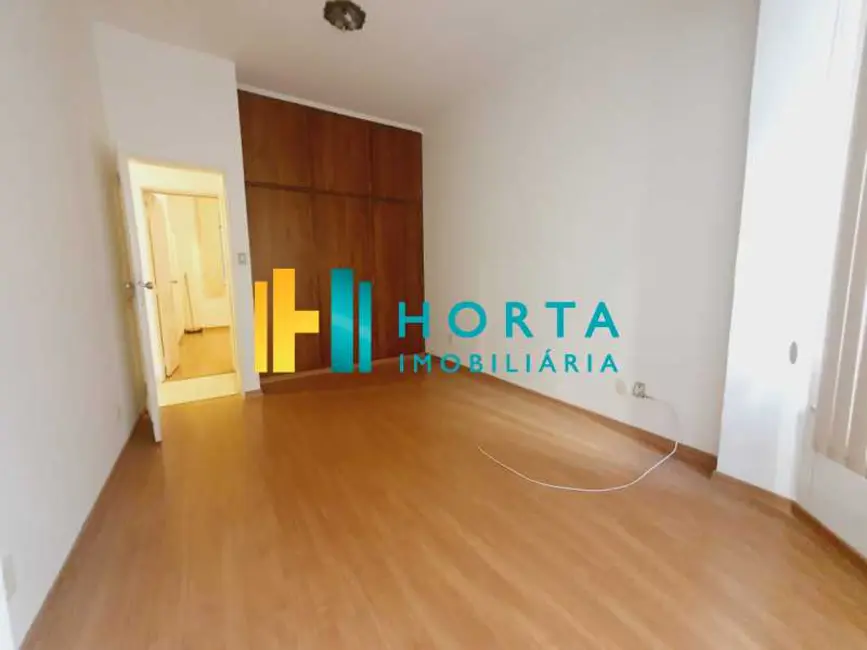 Apartamento com 3 quartos à venda, 132m2 em Rio De Janeiro - RJ - imagem 8 Foto 8 de Apartamento com 3 quartos à venda, 132m2 em Rio De Janeiro - RJ