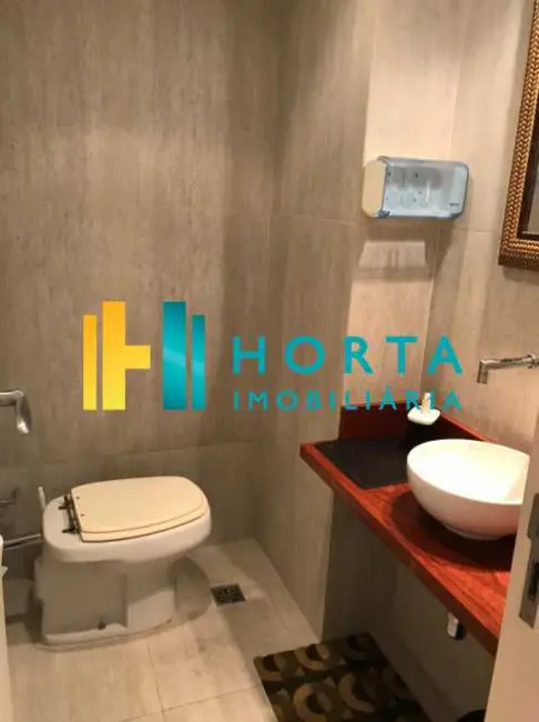 Sala Comercial à venda, 35m2 em Rio De Janeiro - RJ - imagem 9 Foto 9 de Sala Comercial à venda, 35m2 em Rio De Janeiro - RJ