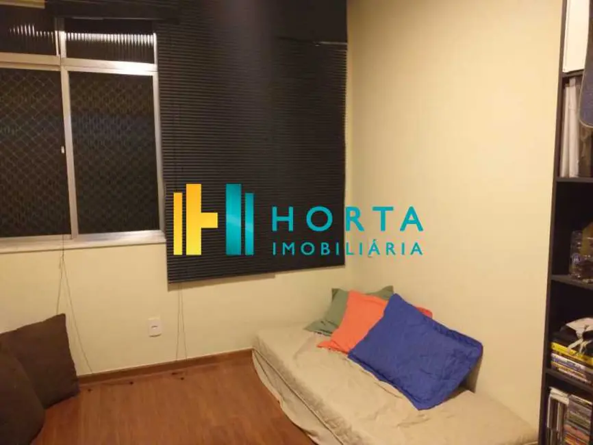 Foto 3 de Apartamento com 2 quartos à venda, 76m2 em Rio De Janeiro - RJ