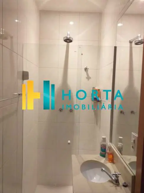 Foto 9 de Apartamento com 2 quartos à venda, 76m2 em Rio De Janeiro - RJ