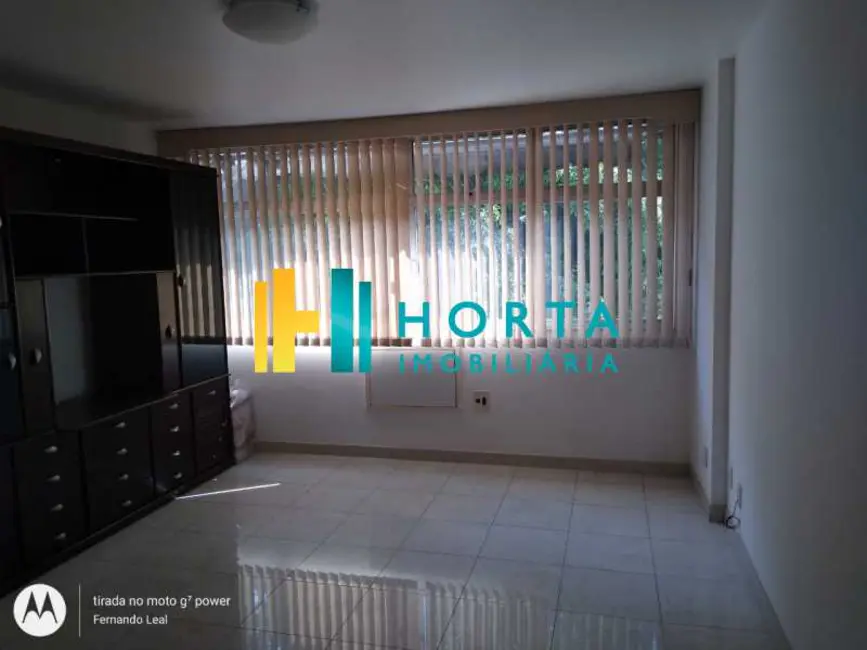 Foto 2 de Apartamento com 2 quartos à venda, 80m2 em Rio De Janeiro - RJ
