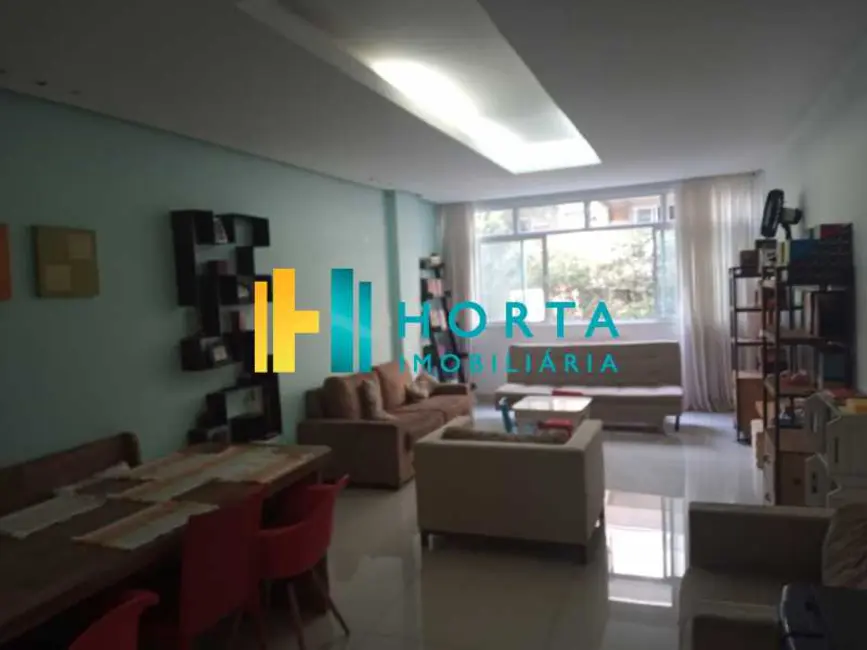 Apartamento com 3 quartos à venda, 180m2 em Rio De Janeiro - RJ - imagem 6 Foto 6 de Apartamento com 3 quartos à venda, 180m2 em Rio De Janeiro - RJ