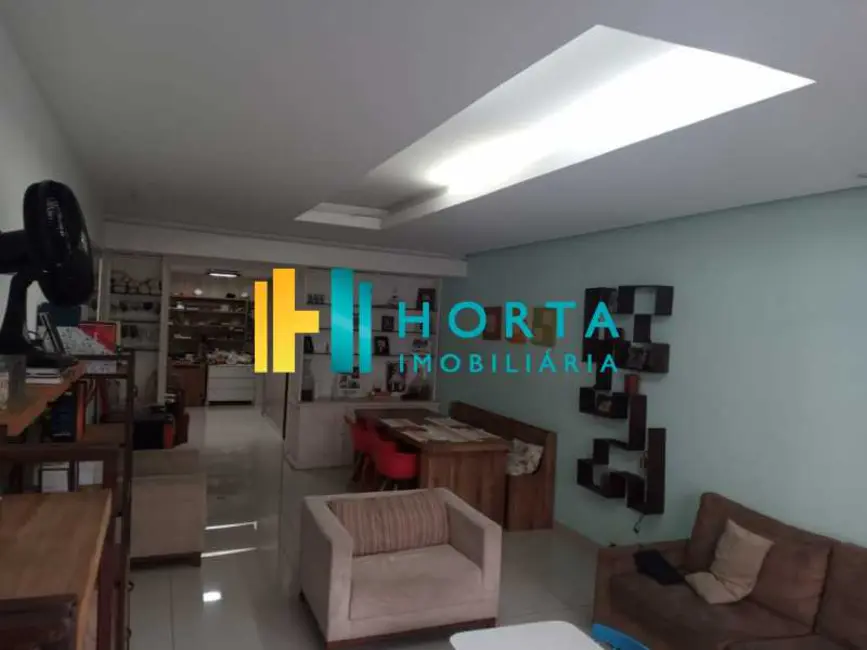 Apartamento com 3 quartos à venda, 180m2 em Rio De Janeiro - RJ - imagem 5 Foto 5 de Apartamento com 3 quartos à venda, 180m2 em Rio De Janeiro - RJ