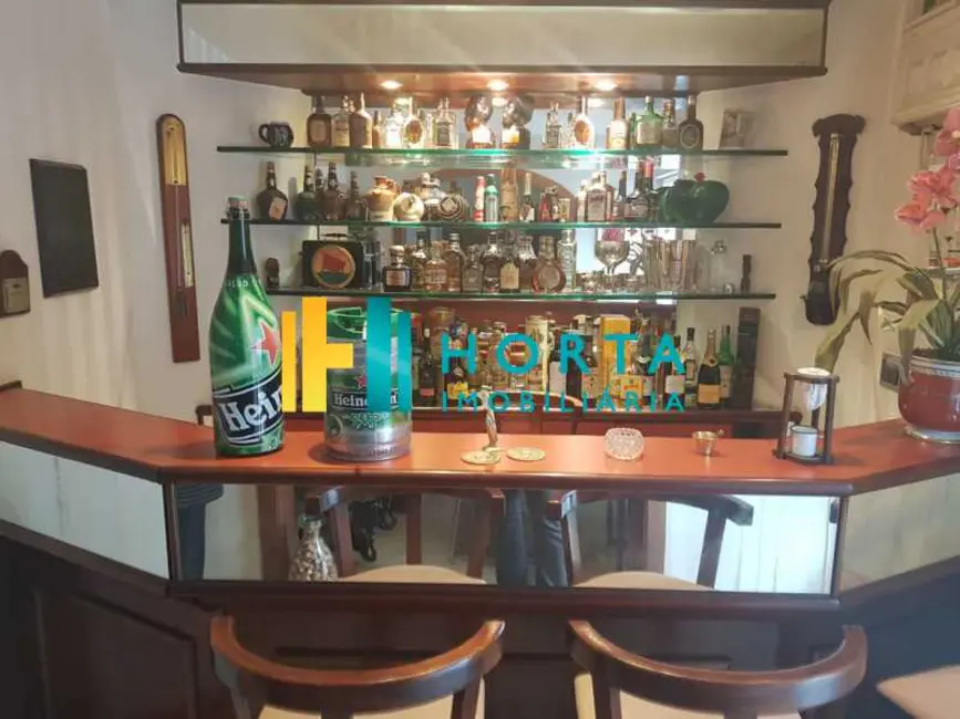 Foto 6 de Cobertura com 4 quartos à venda, 700m2 em Rio De Janeiro - RJ