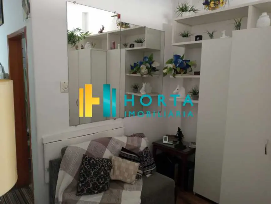 Kitnet com 1 quarto à venda, 24m2 em Rio De Janeiro - RJ - imagem 6 Foto 6 de Kitnet com 1 quarto à venda, 24m2 em Rio De Janeiro - RJ