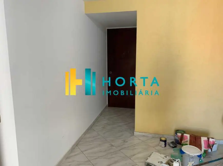Foto 5 de Apartamento com 2 quartos para alugar, 65m2 em Rio De Janeiro - RJ