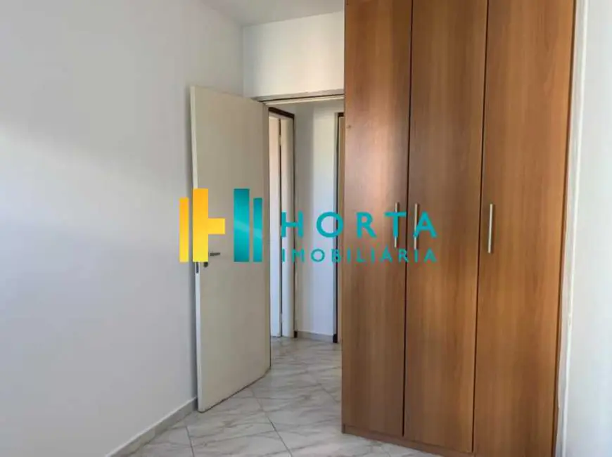 Foto 11 de Apartamento com 2 quartos para alugar, 65m2 em Rio De Janeiro - RJ