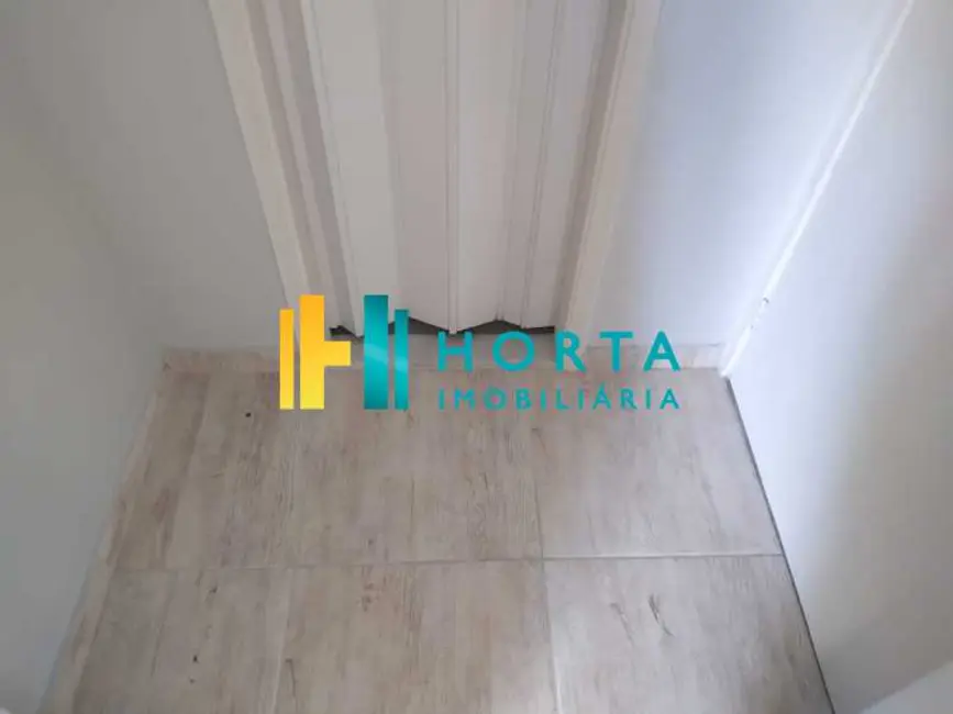 Kitnet à venda, 20m2 em Rio De Janeiro - RJ - imagem 6 Foto 6 de Kitnet à venda, 20m2 em Rio De Janeiro - RJ