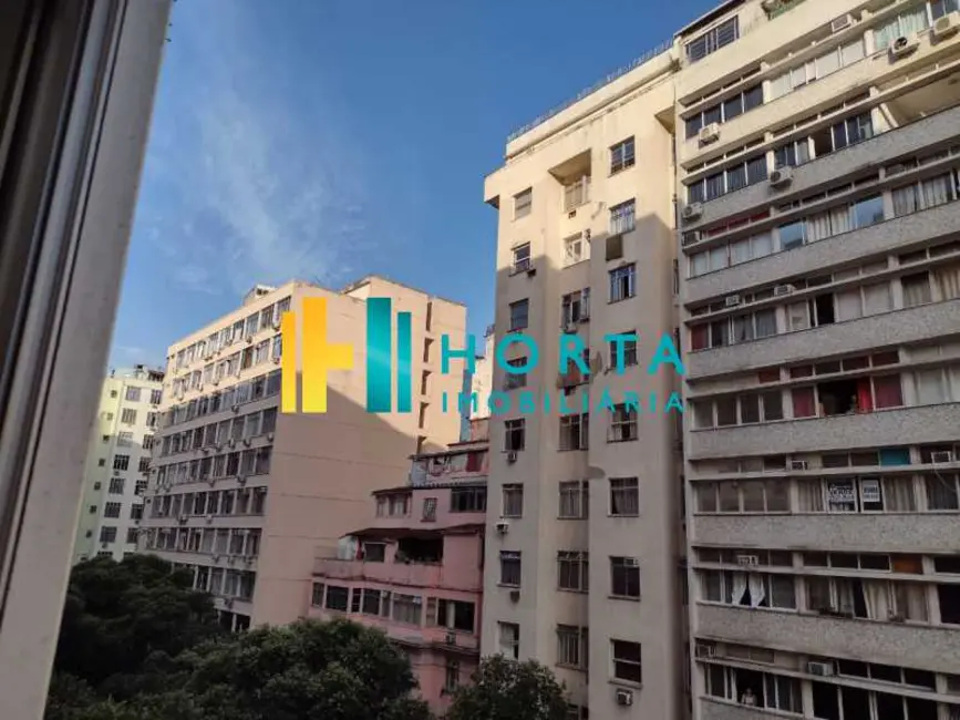 Foto 1 de Kitnet com 1 quarto à venda e para alugar, 28m2 em Rio De Janeiro - RJ