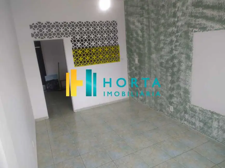 Foto 2 de Kitnet com 1 quarto à venda, 33m2 em Rio De Janeiro - RJ