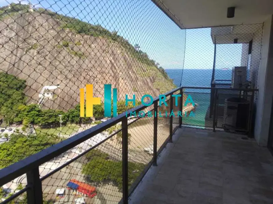 Apartamento com 4 quartos à venda, 300m2 em Rio De Janeiro - RJ - imagem 4 Foto 4 de Apartamento com 4 quartos à venda, 300m2 em Rio De Janeiro - RJ