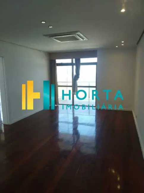 Apartamento com 4 quartos à venda, 300m2 em Rio De Janeiro - RJ - imagem 6 Foto 6 de Apartamento com 4 quartos à venda, 300m2 em Rio De Janeiro - RJ