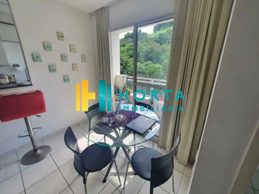 Apartamento com 2 quartos à venda, 52m2 em Rio De Janeiro - RJ - imagem 4 Foto 4 de Apartamento com 2 quartos à venda, 52m2 em Rio De Janeiro - RJ