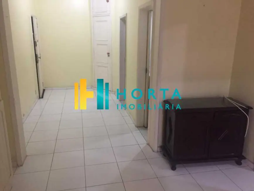 Foto 3 de Apartamento com 2 quartos à venda, 65m2 em Rio De Janeiro - RJ